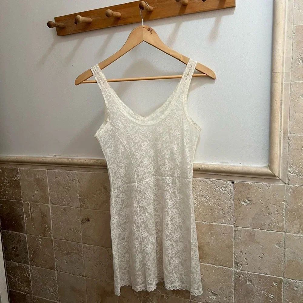 White Lace Dress - Picture 3 of 3